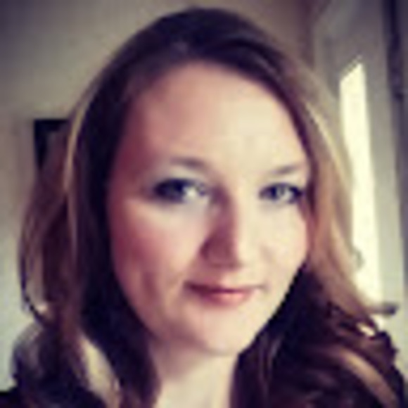 Meet your Posher, Andrea - Picture 1 of 1